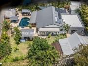 Villa 8 pièces 240 m²