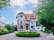 Propriété 8 pièces 246 m²