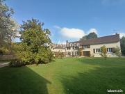 Propriété 8 pièces 261 m²