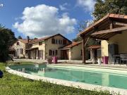 Propriété 9 pièces 171 m²