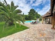 Propriété 9 pièces 183 m²