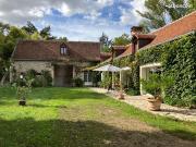 Propriété 9 pièces 196 m²