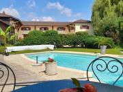 Propriété 9 pièces 239 m²