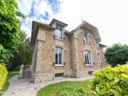 Propriété 9 pièces 266 m²
