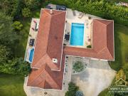 Propriété 9 pièces 282 m²