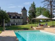 Propriete à vendre 17 pièces proche de Curemonte 19...