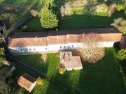 Propriete à vendre 9 pièces proche de LUSSANT 17