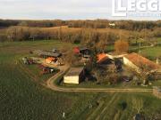 Propriété agricole sur 36ha comprenant longère 198m²,...