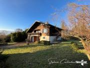 Propriété avec chalet, très grand terrain plat avec...