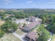 Propriété avec jardin