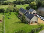 Longère 8 pièces 5 chambres terrain 2,5ha 206m² Argentré