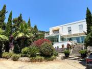 Propriété avec Maison 1860 dans parc face à la mer sur...