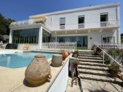 Propriété avec Maison 1860 dans parc face à la mer sur...