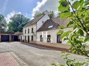 Propriété avec maison d'architecte et 2 grands gîtes...