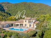 Propriété avec piscine