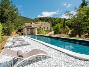 Propriété avec piscine