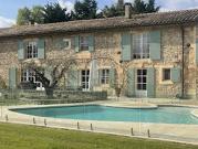 Propriété avec piscine