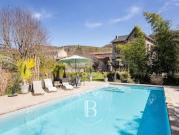 Propriété avec piscine