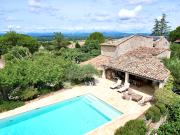 Propriété avec piscine