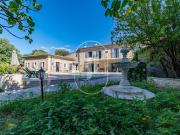 Propriété avec piscine