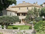 Propriété avec piscine