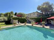 Propriété avec piscine