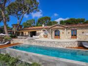 Propriété avec piscine