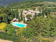 Propriété avec piscine