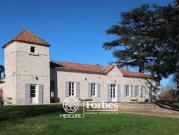 Propriété avec piscine Propriété avec piscine