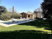 Maison avec piscine et jardin