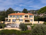 Propriété avec piscine