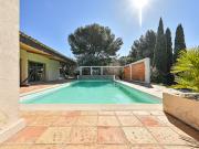 Propriété avec piscine