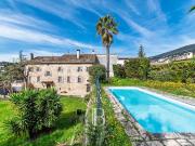 Propriété avec piscine