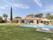 Propriété avec piscine