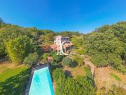 Propriété avec piscine