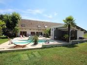Propriété avec piscine