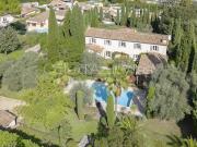 Propriété avec piscine