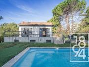 Maison avec piscine et terrasse