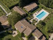 Propriété avec piscine