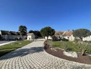 Propriété avec piscine et jardin