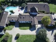 Propriété avec piscine