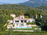 Propriété avec piscine