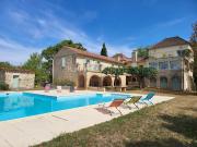 Propriété avec piscine