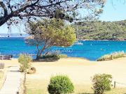 Propriété avec piscine en bord de mer
