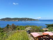 Propriété avec piscine en bord de mer