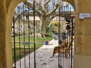 Propriété avec piscine et jardin