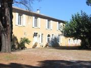 Propriété avec piscine et jardin