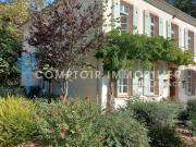 Propriété avec piscine et jardin