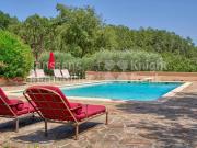 Propriété avec piscine et jardin