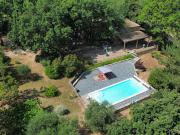 Propriété avec piscine et jardin
